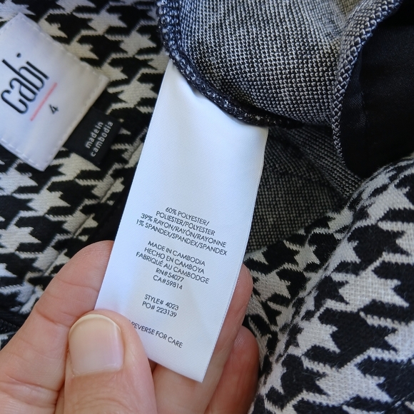 Cabi Classic Black and White Houndstooth Skirt Size 4 - Picture 7 of 7